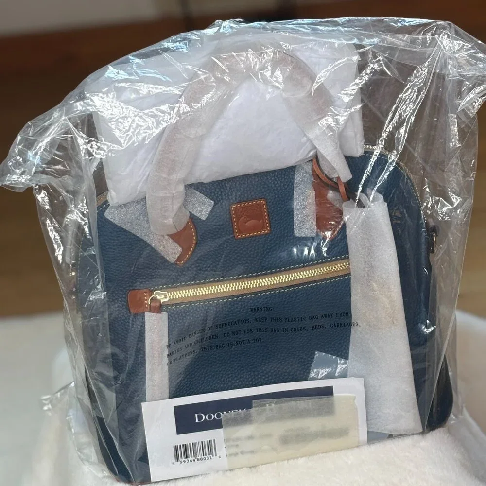 Dooney & Bourke Pebble Grain LARGE Domed Satchel/Shoulder Bag/Crossbody Bag - Picture 3 of 15